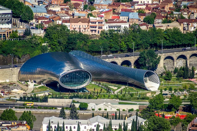 Культурный центр Тбилиси